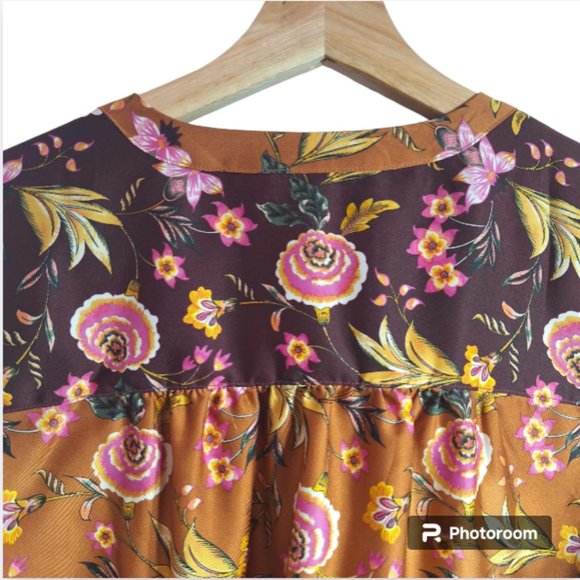 Loft Mixed Print Floral Henley Blouse Size Medium - Picture 10 of 13
